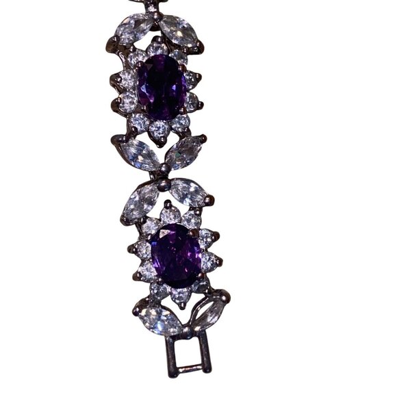 Elegant Silver Bracelet With Purple & Clear Gemstones - Picture 5 of 11